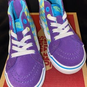 Toddler Sk8-hi zip vans